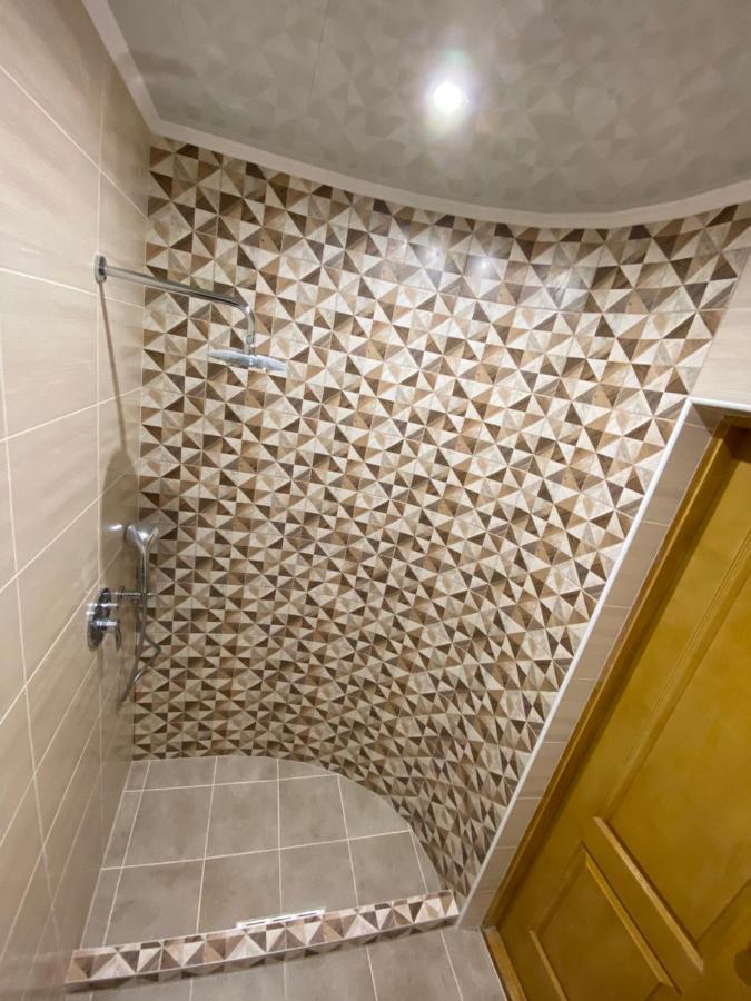 Constancia Hotel Kamianets-Podilskyi Ngoại thất bức ảnh