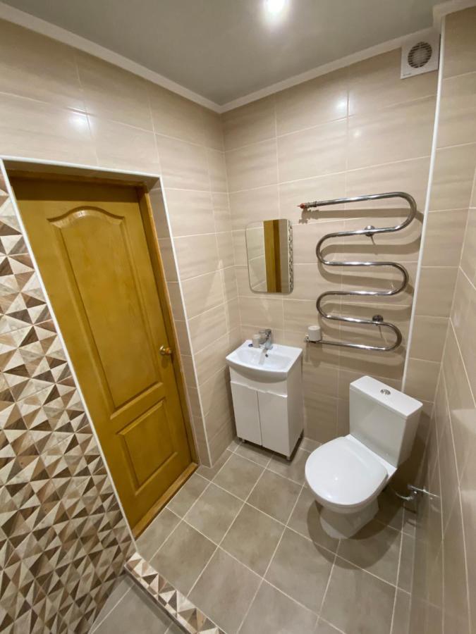 Constancia Hotel Kamianets-Podilskyi Ngoại thất bức ảnh