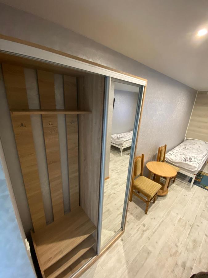 Constancia Hotel Kamianets-Podilskyi Ngoại thất bức ảnh